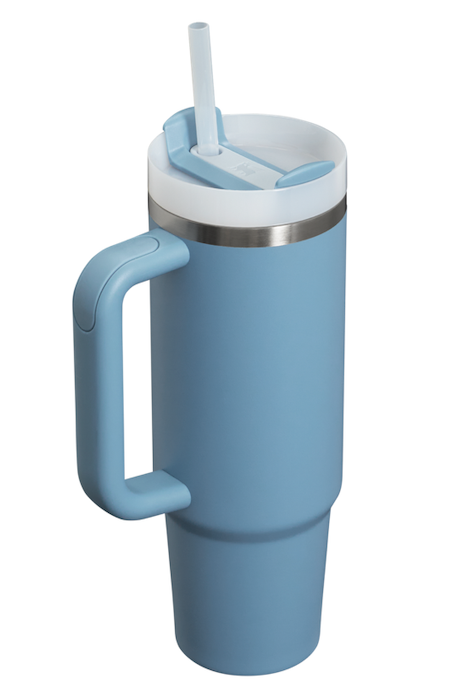 Vaso Stanley The Quencher H2.0 Flowstate de 30 oz, color índigo