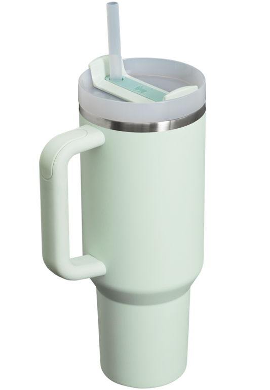 Vaso Stanley The Quencher H2.0 Flowstate de 40 oz, color niebla