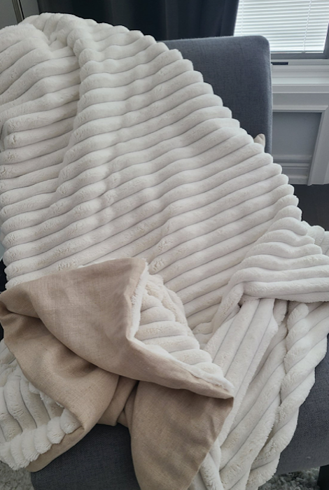Pico Charlie Cole Natural Linen With Cream Corded Chenille Throw