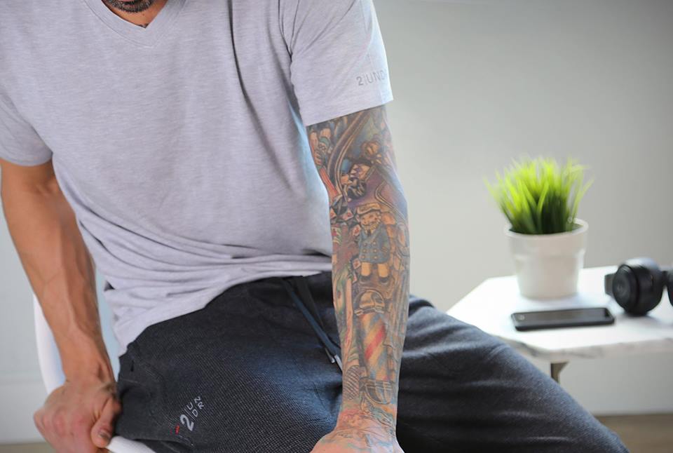 T-SHIRT COL EN V PREMIUM 2UNDR