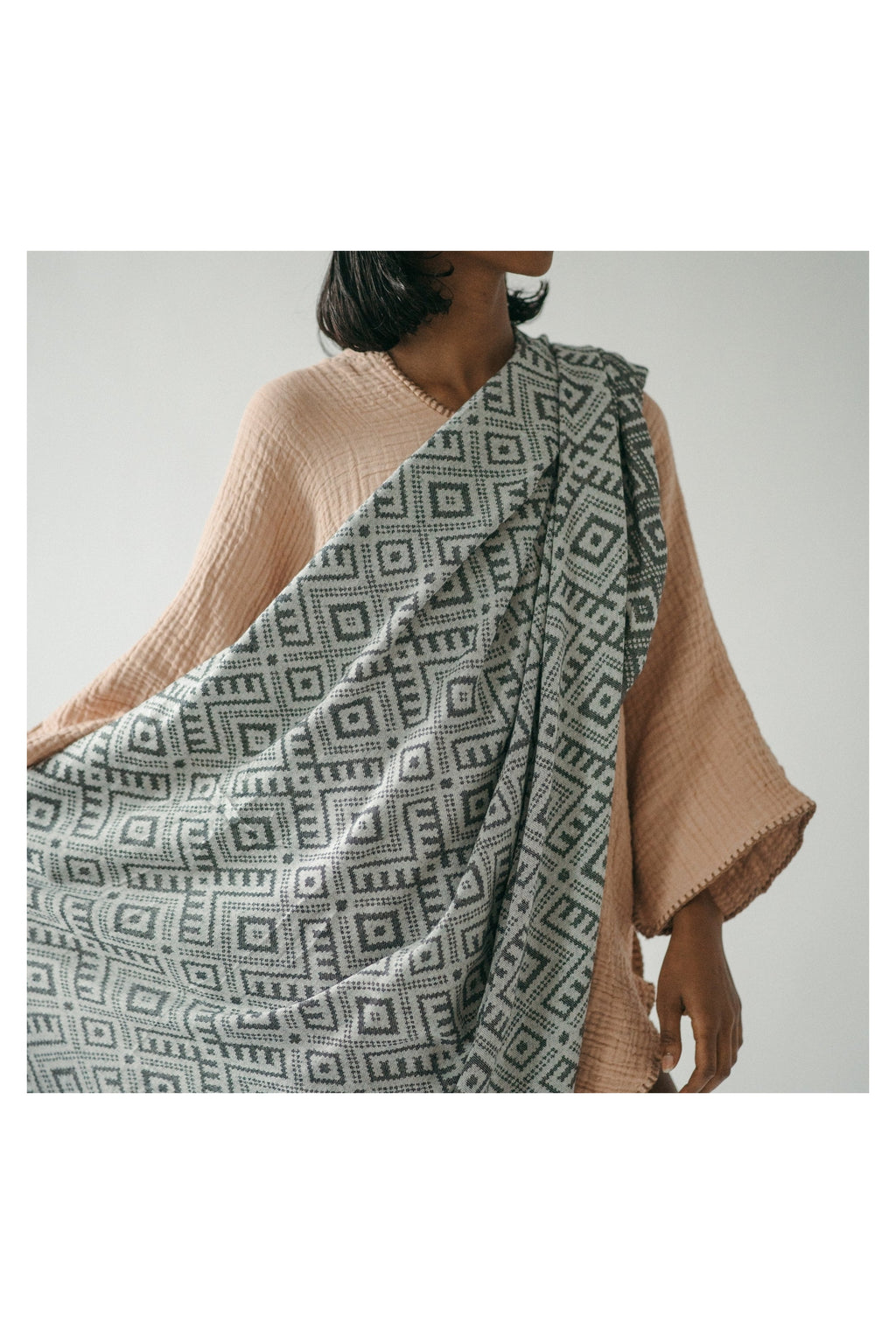 Pokoloko Charcoal Sketch Turkish cotton towel with hand-drawn abstract pattern