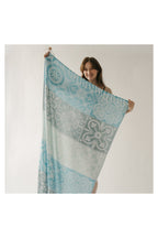 Pokoloko Quilted Turkish cotton towel with textured geometric weave