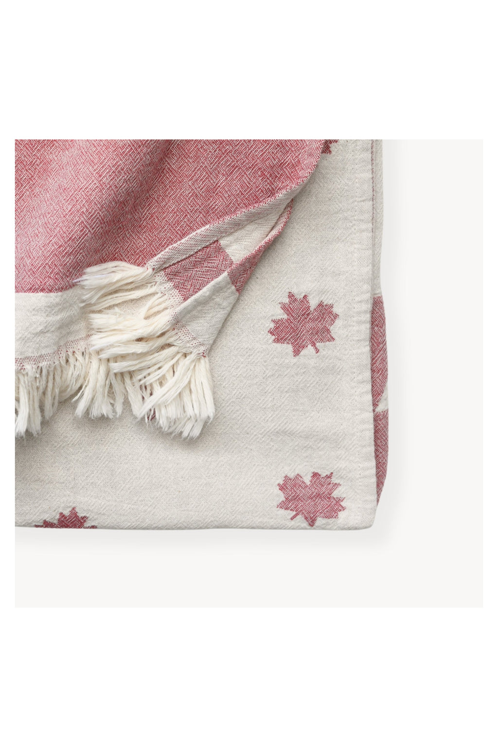 Pokoloko Maple Leaf towel with Canadian maple leaf design