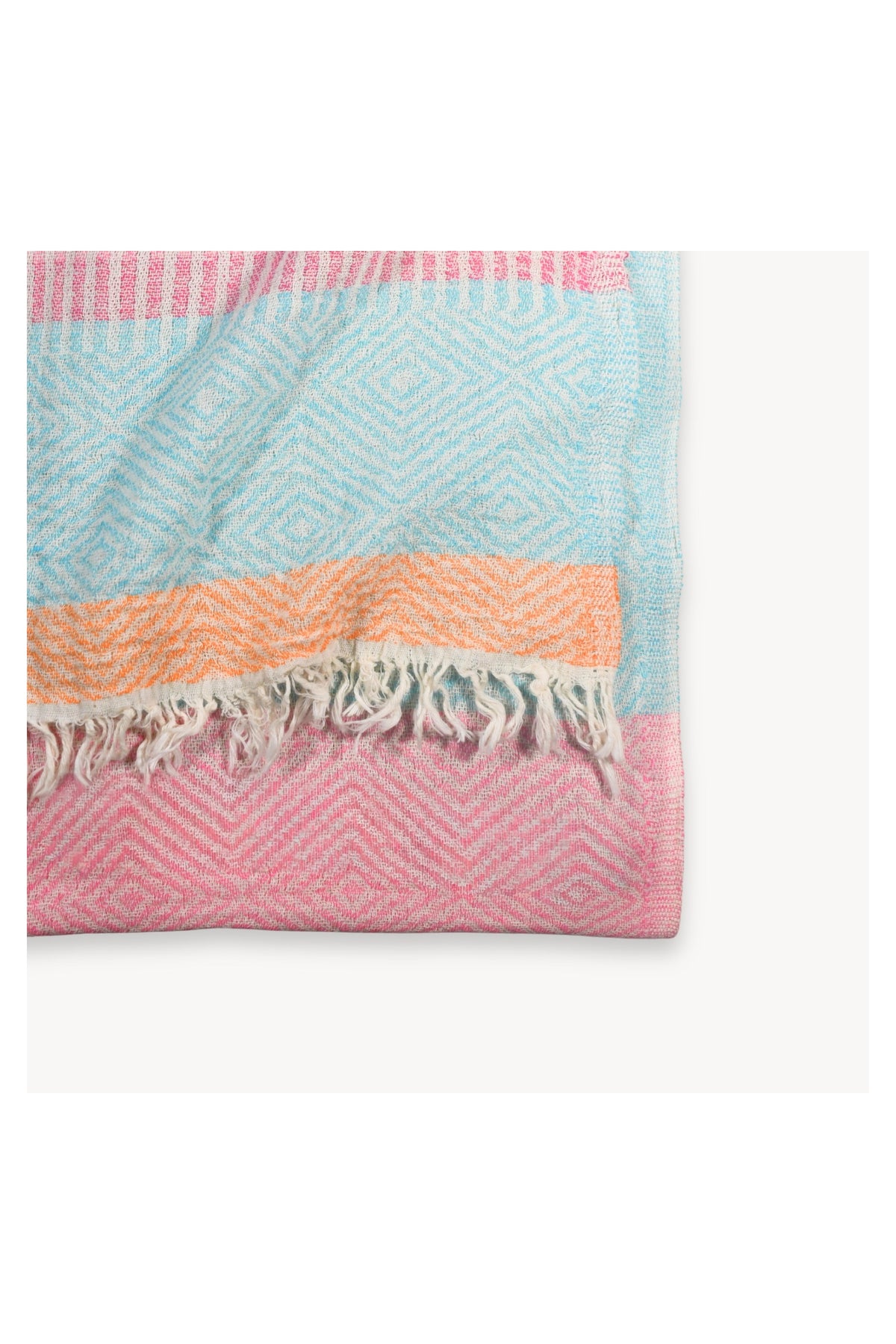 Pokoloko Teaberry Turkish cotton towel with berry-toned woven pattern