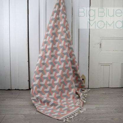 Big Blue Moma Kare Peshtemal: Salmon / Standard