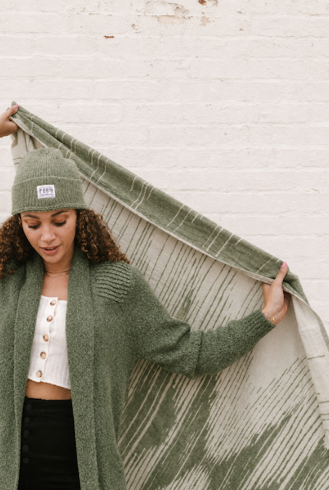 Pokoloko - Sound Waves Throw Blanket/XL Towel - Sencha