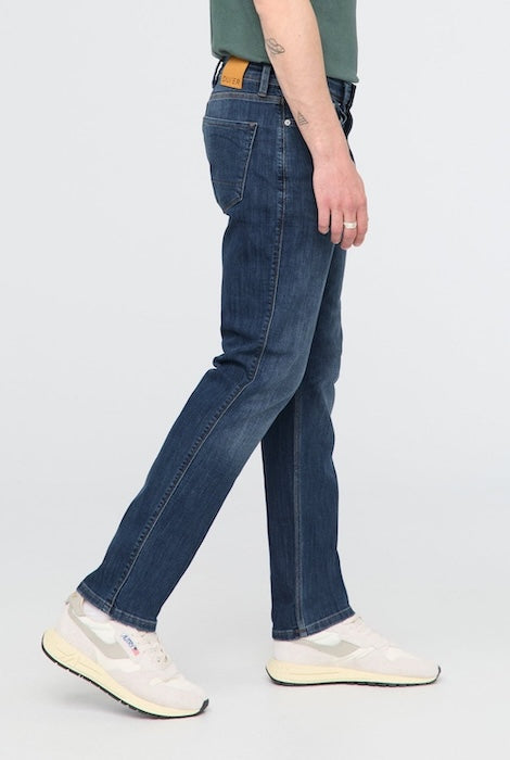 Duer Performance Denim Athletic Straight - Galactic