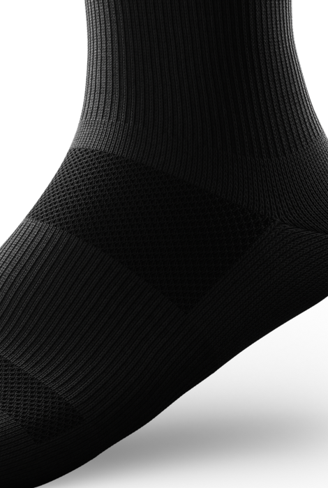 OUTWAY FLAGSHIP BLACK KNEE HIGH COMPRESSION SOCKS