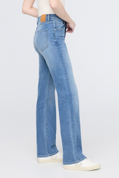 Duer Performance Denim+ High Rise Straight - Vintage Seaside