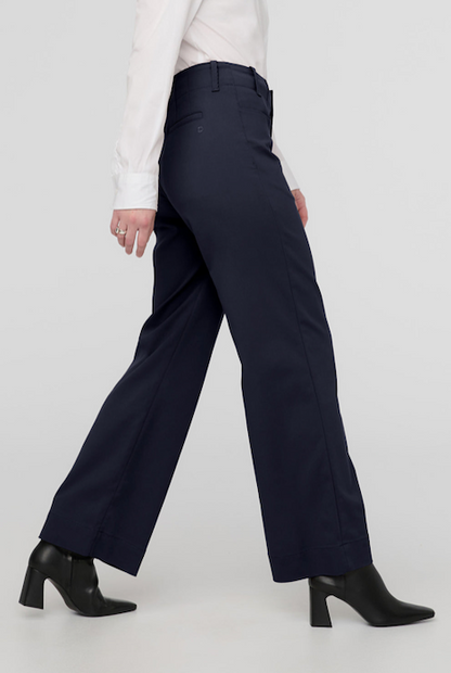 Duer Nustretch High Rise Trouser - Navy