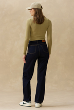 Camiseta Kuwalla de tiro alto en denim con efecto envejecido