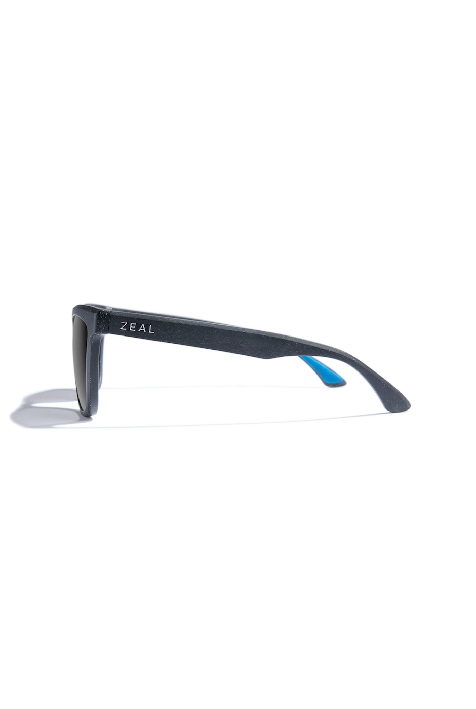 Zeal Optics Cumulus Matte Black Grain/Dark Grey