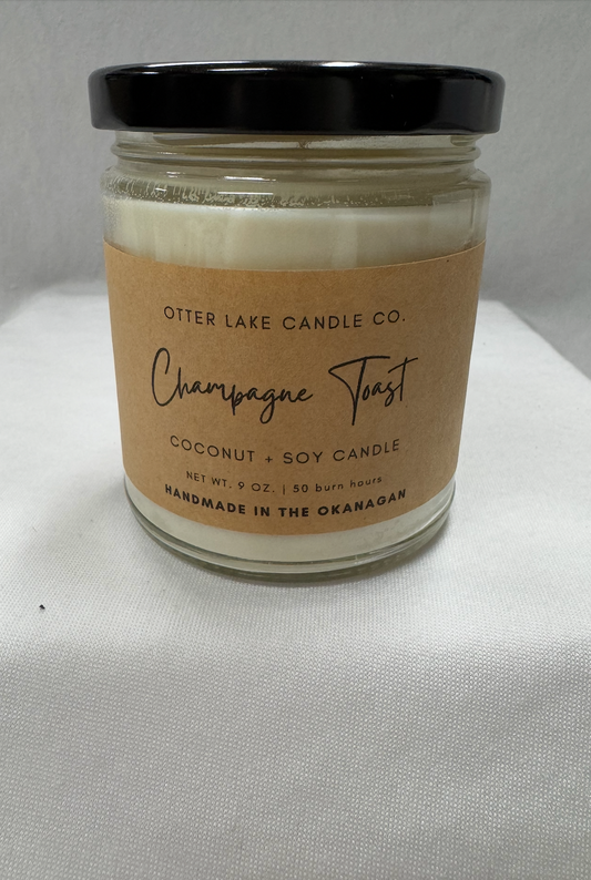 OTTER LAKE CHAMPAGNE TOAST 9 OZ CANDLE