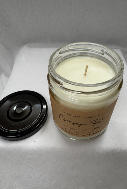 OTTER LAKE CHAMPAGNE TOAST 9 OZ CANDLE