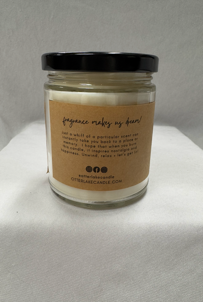 OTTER LAKE CHAMPAGNE TOAST 9 OZ CANDLE