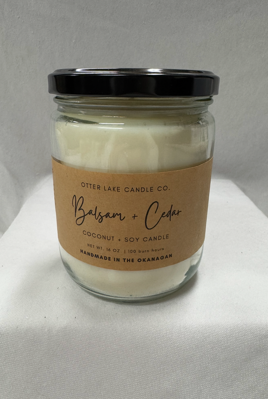 OTTER LAKE BALSAM & CEDAR 16 OZ CANDLE