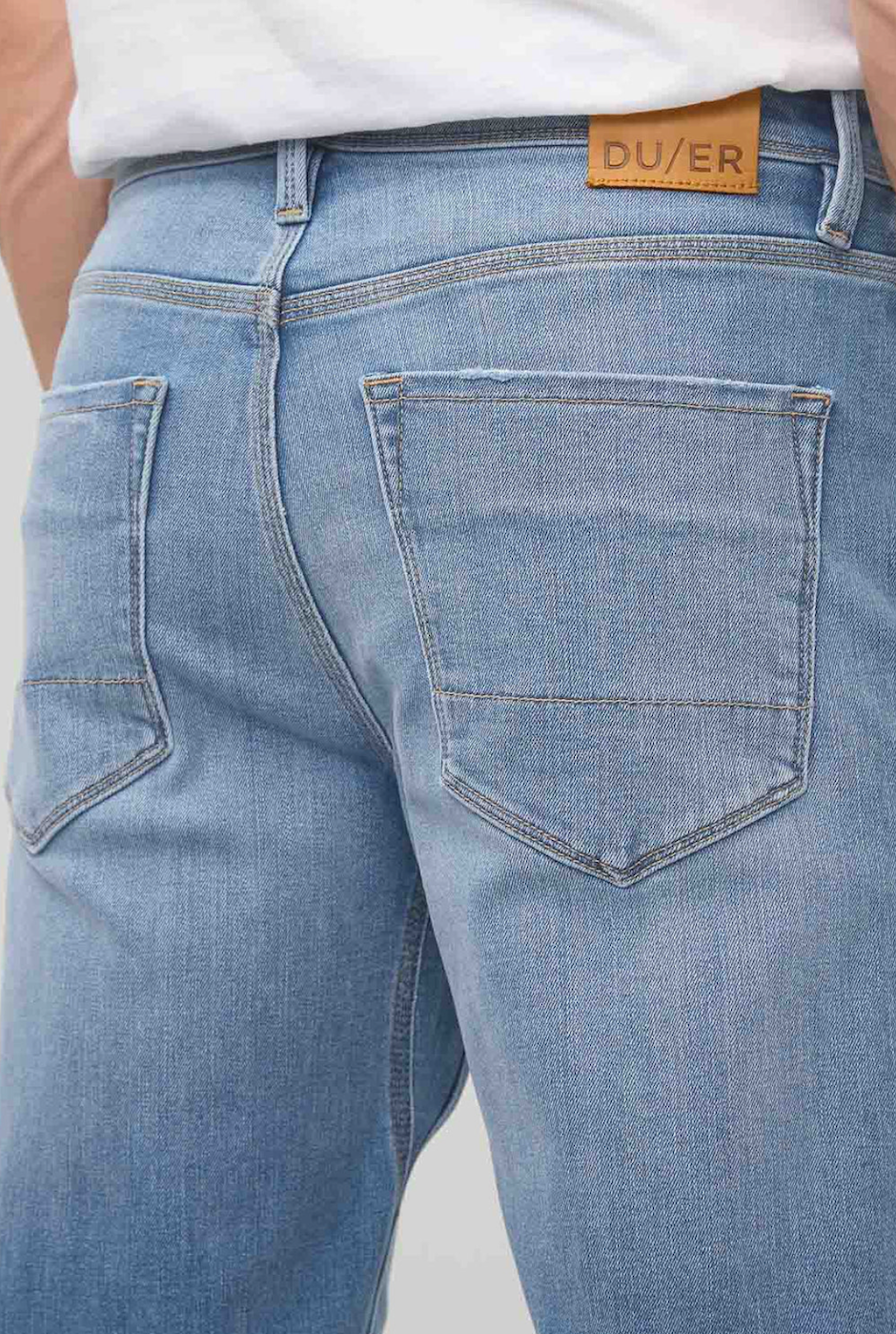 Duer Performance Denim+ Relaxed Straight - Summit