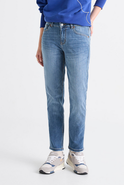 Duer Performance Denim Girlfriend Jean - Vintage Light Stone