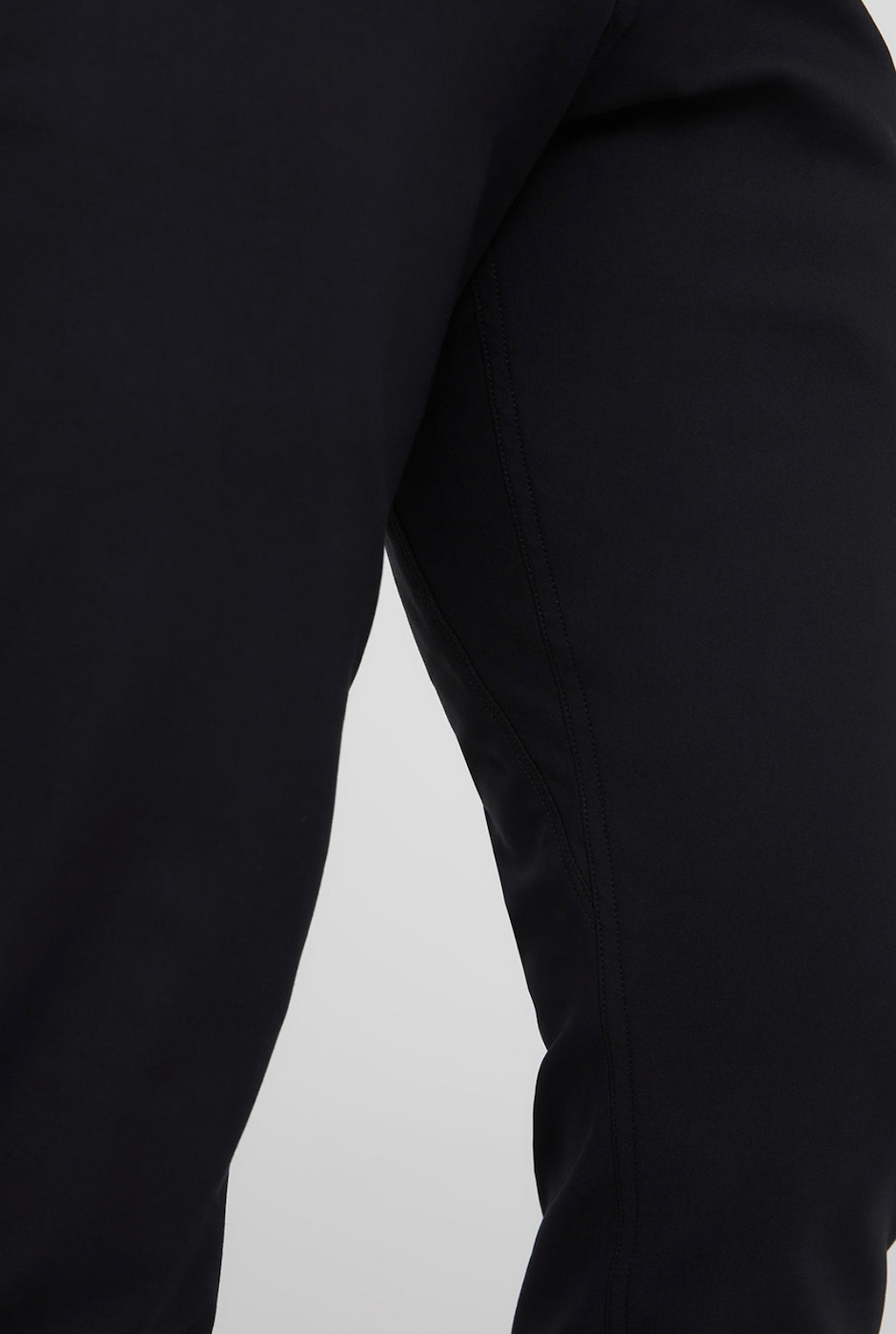 DUER NuStretch Relaxed Taper Trouser - Black