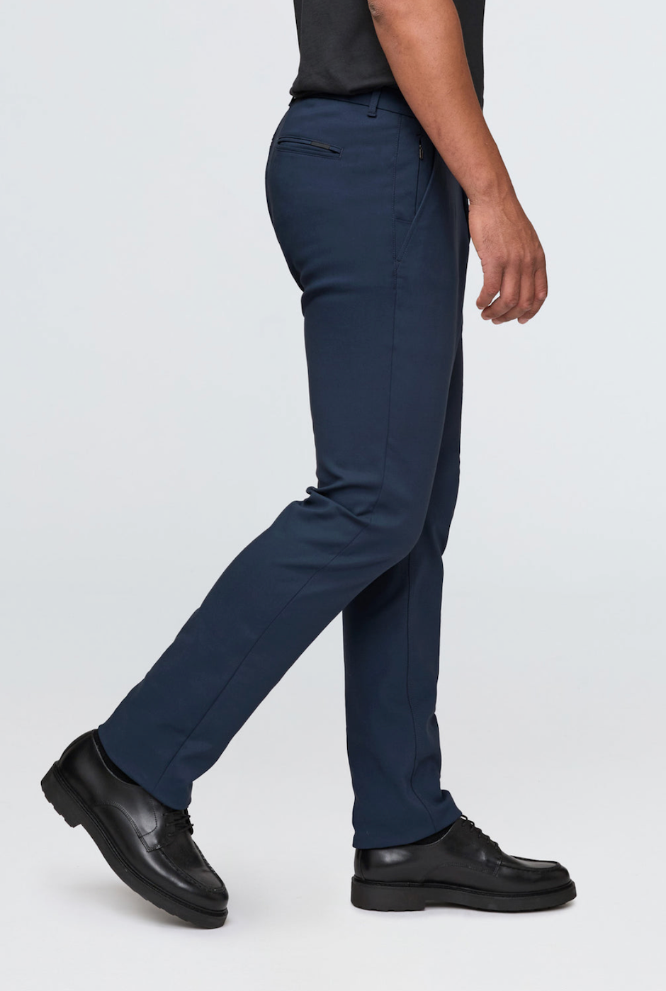 DUER NuStretch Relaxed Taper Trouser - Navy