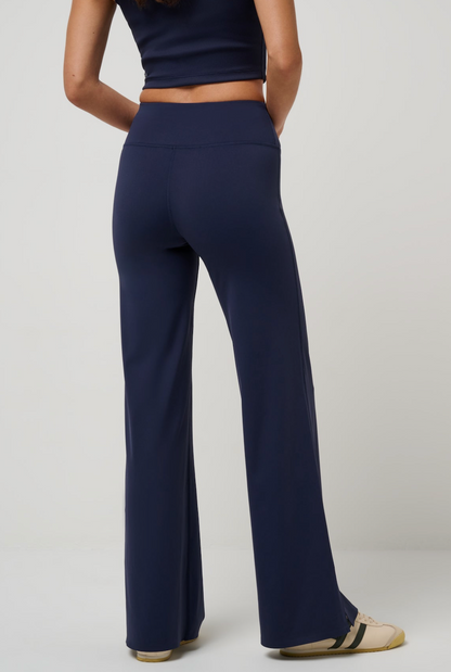 TravisMathew Moveknit Bonded Pant - Navy Blazer