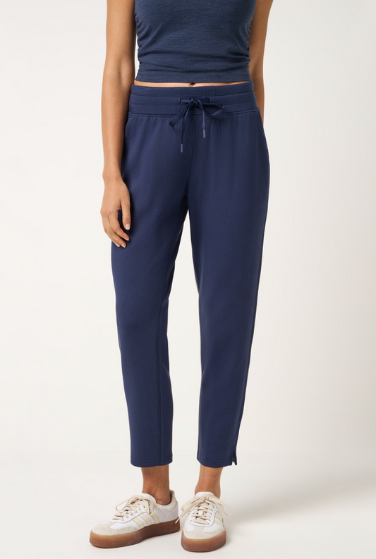 TravisMathew Skyloft Soft Pant - Navy Blazer