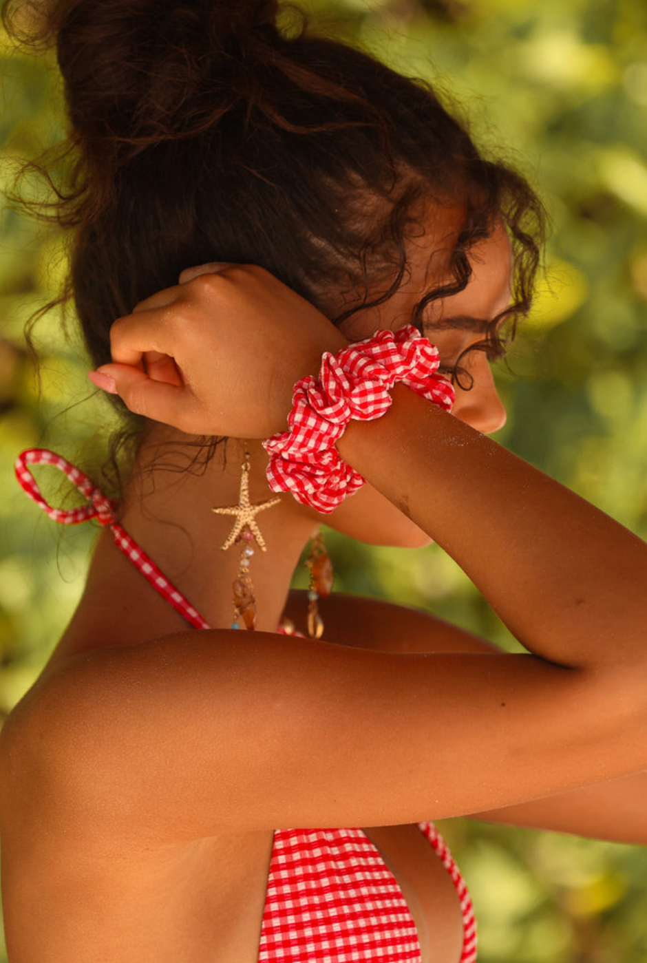 Kulani Kinis Scrunchie - Strawberry Siesta