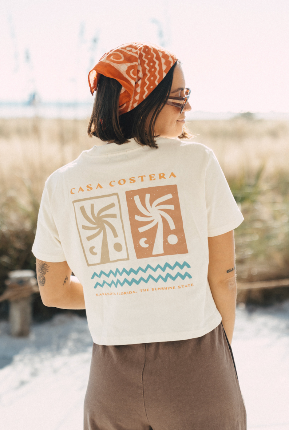 Casa Costera Palmera Crop Tee