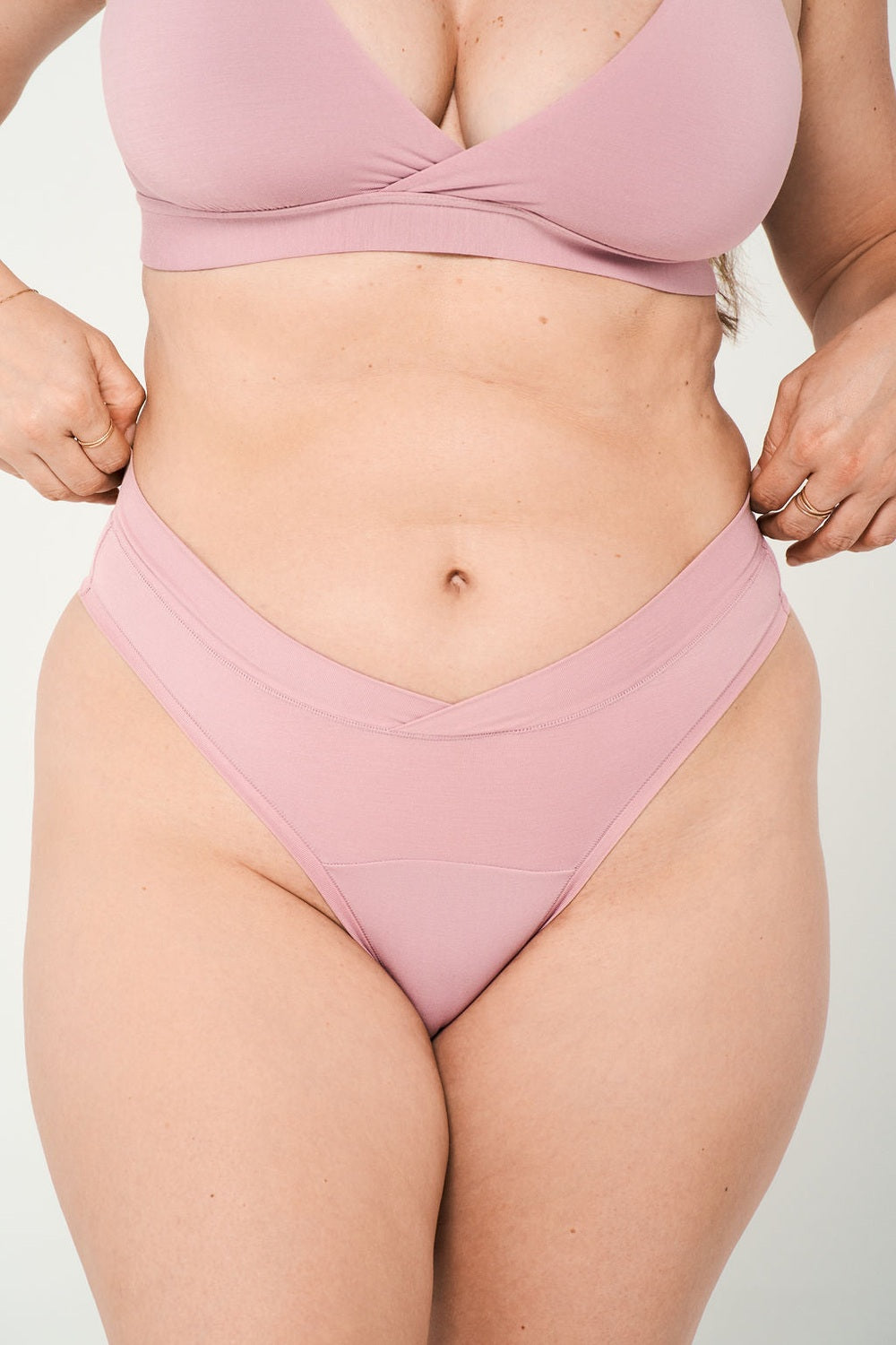 Huha Crossover Thong in Quartz, official Huha product view