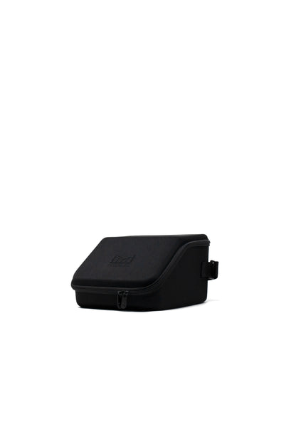 melin 3 Hat Travel Case in Black shown closed