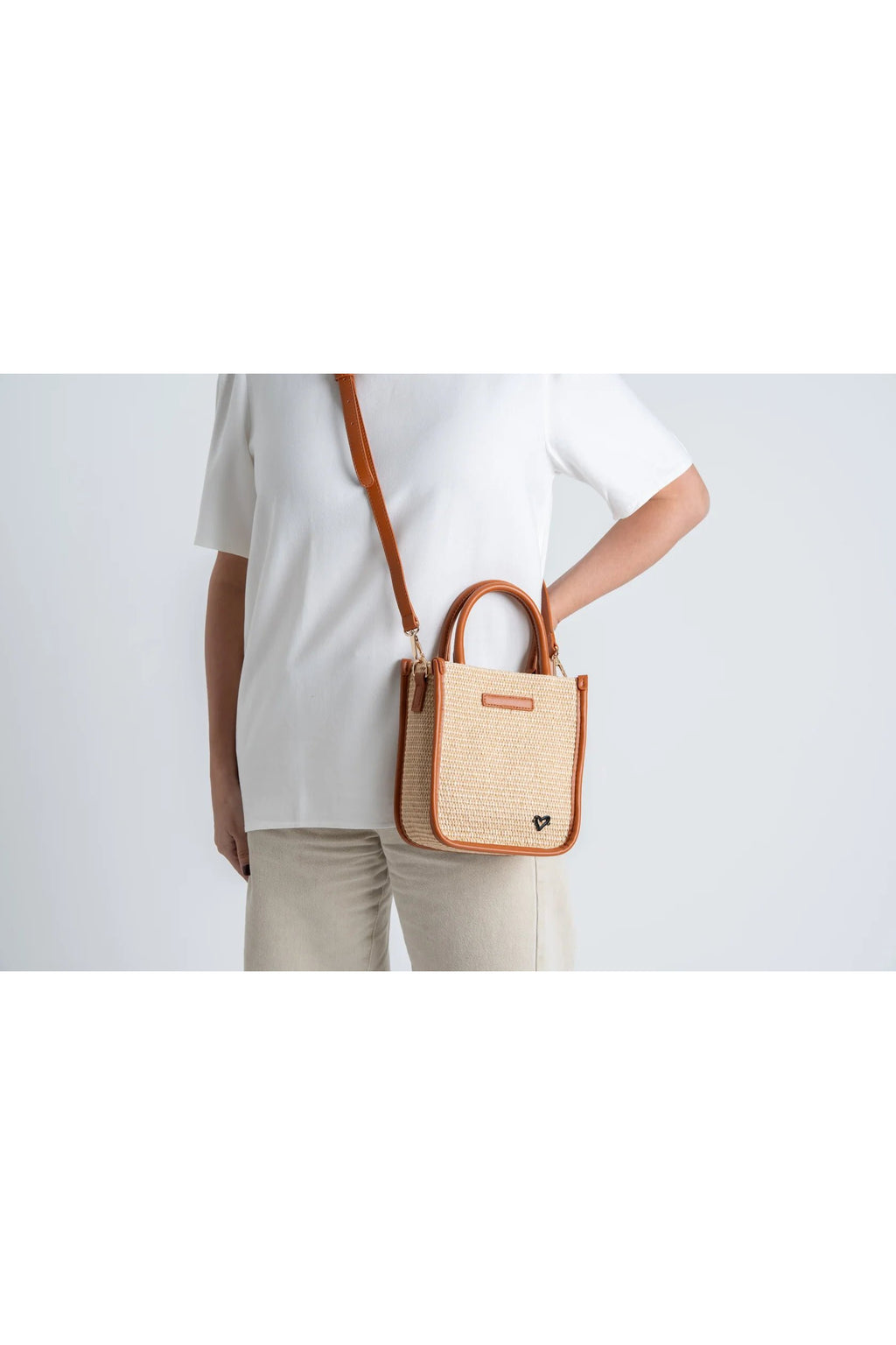 preneLOVE Kelso Raffia Crossbody in Cognac