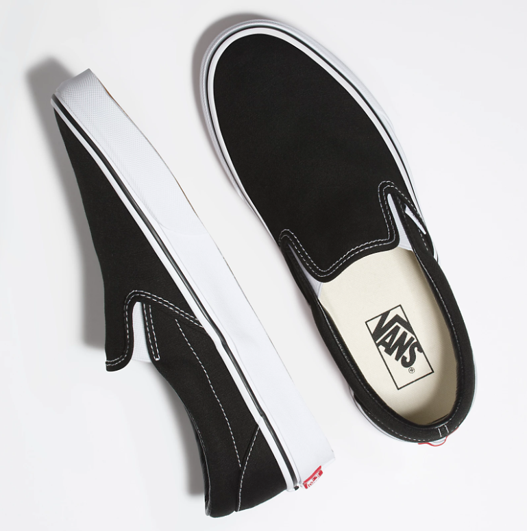 VANS CLÁSICO SLIP ON NEGRO